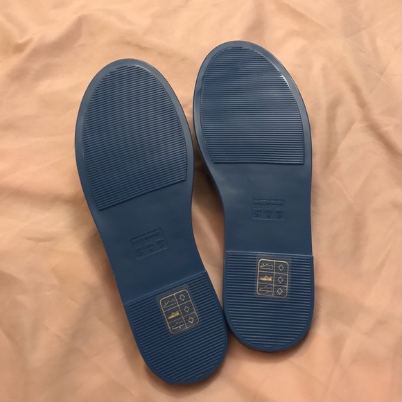 2/60 Bundle Only - Blue sandals slides with bow shoes size 8 - Picture 3 of 4